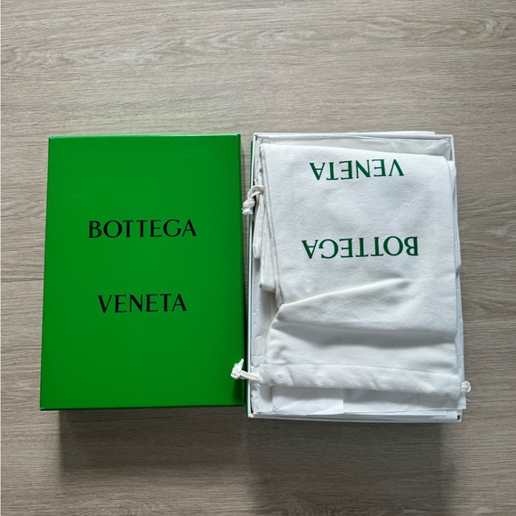 Bottega Veneta Red Stretch Sandal - Picture 7 of 7